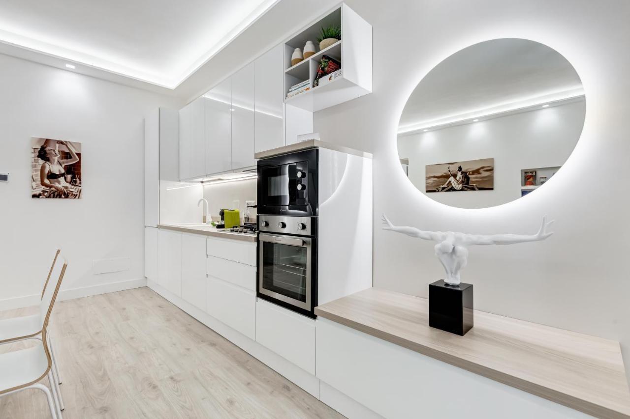 Bmga L The White Crown Apartment In Testaccio Róma Kültér fotó