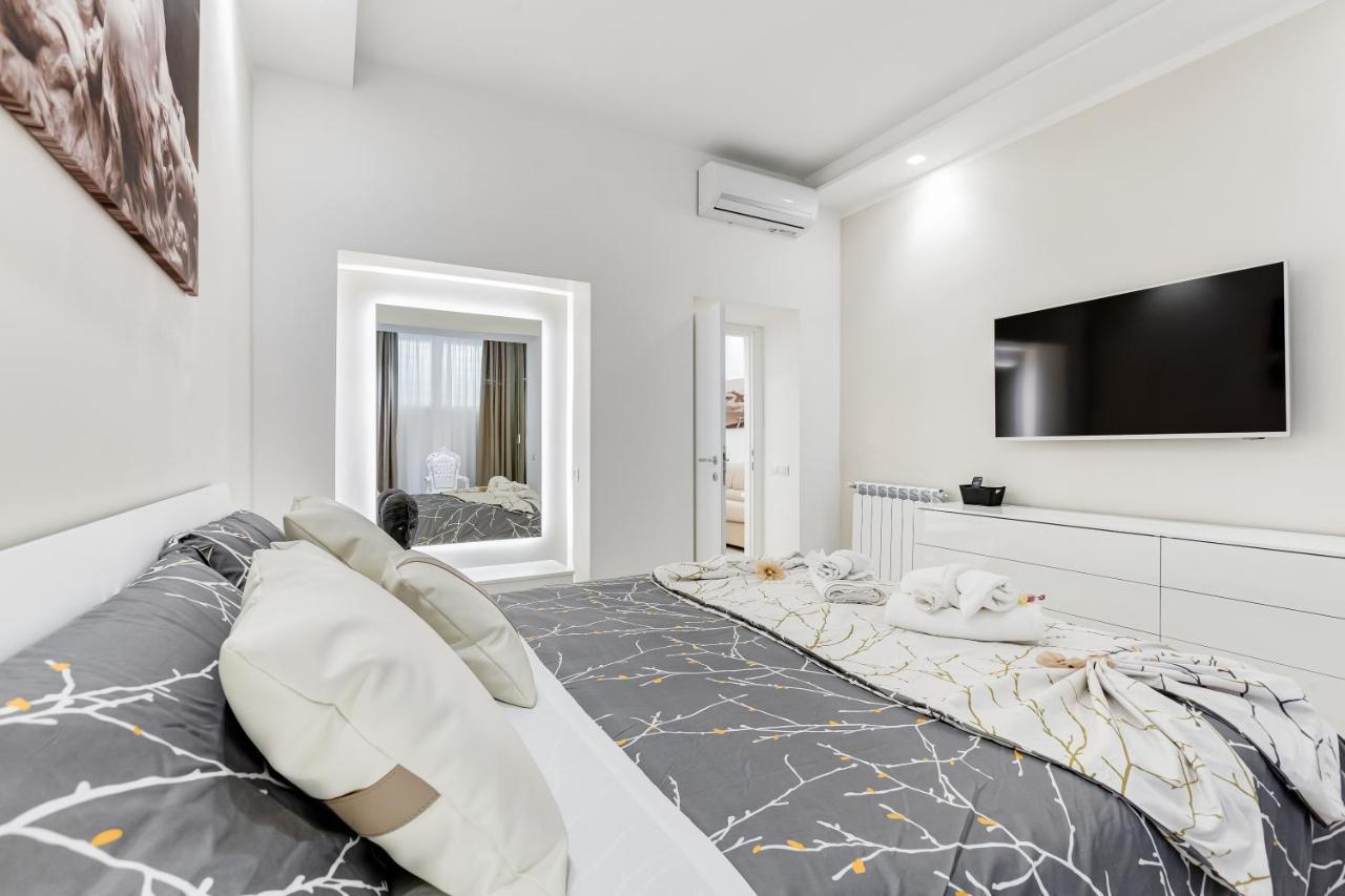 Bmga L The White Crown Apartment In Testaccio Róma Kültér fotó
