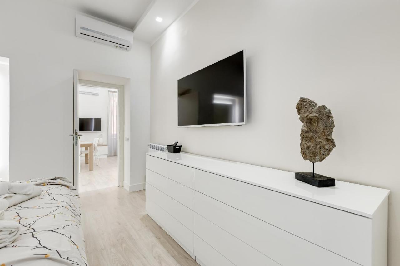 Bmga L The White Crown Apartment In Testaccio Róma Kültér fotó